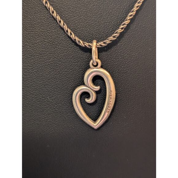 Signed James Avery 925 Sterling Silver 'A Mother's Love' Heart Pendant Necklace - Picture 3 of 10